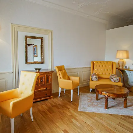 & Tagungszentrum Schloss Hohenfels Отель *