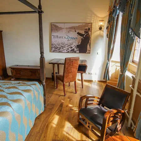 & Tagungszentrum Schloss Hohenfels Hotel