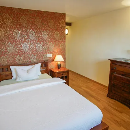 & Tagungszentrum Schloss Hohenfels Hotel *