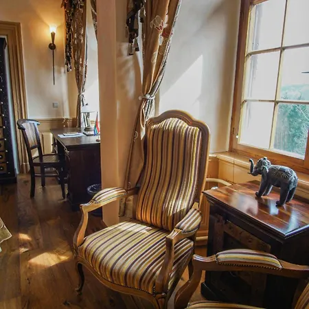 Hotel & Tagungszentrum Schloss Hohenfels *